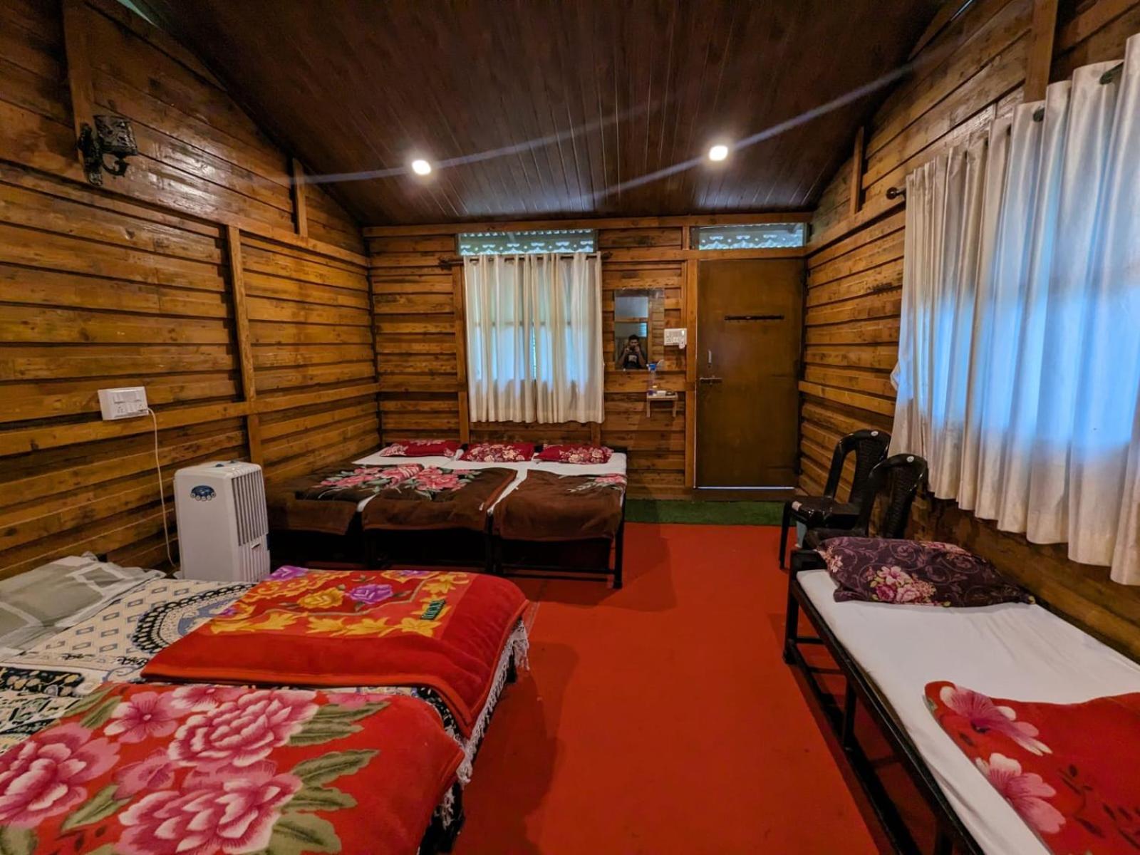 Chardara Agro Tourism Hotel Mahabaleshwar Exterior photo