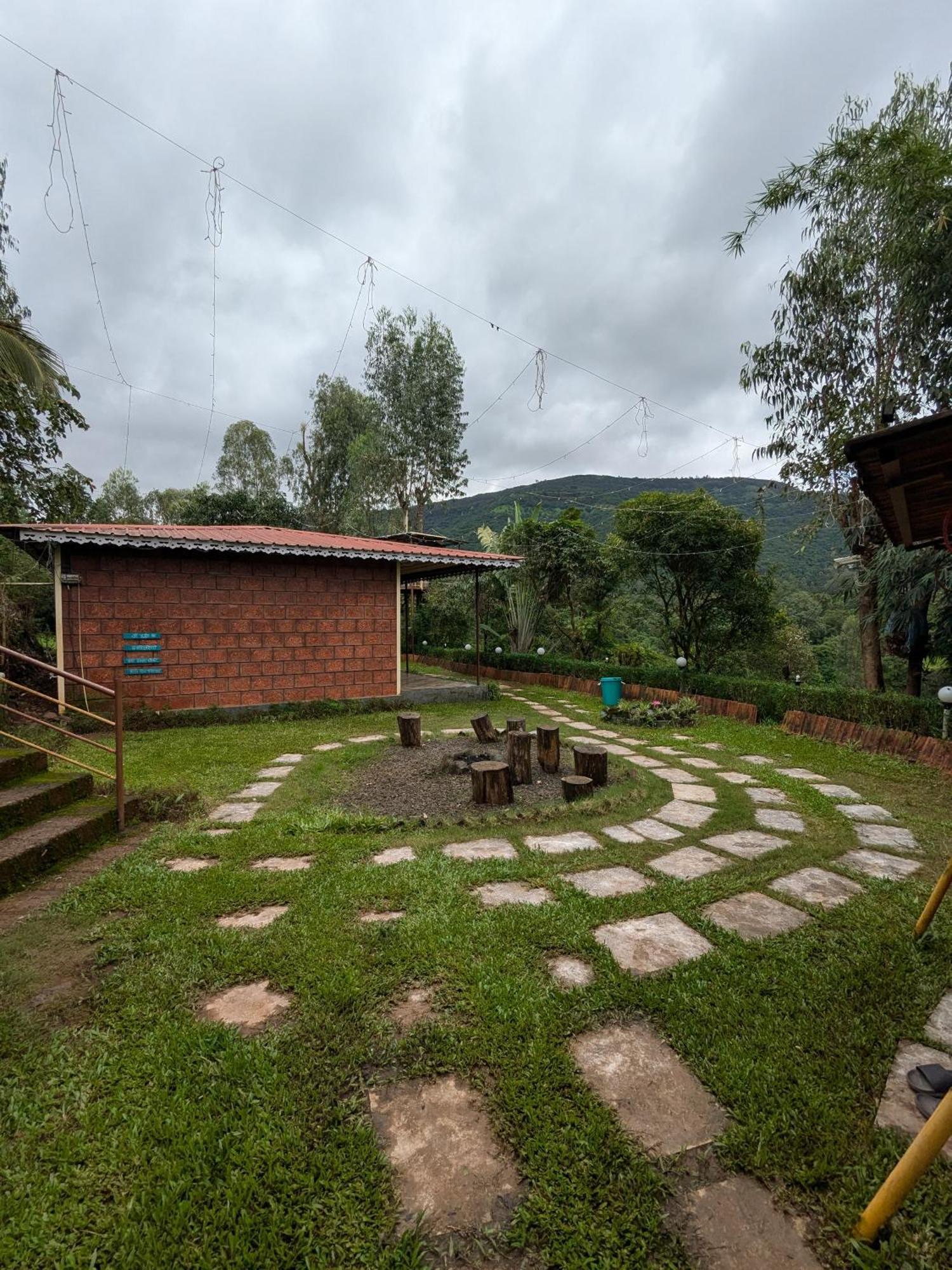 Chardara Agro Tourism Hotel Mahabaleshwar Exterior photo