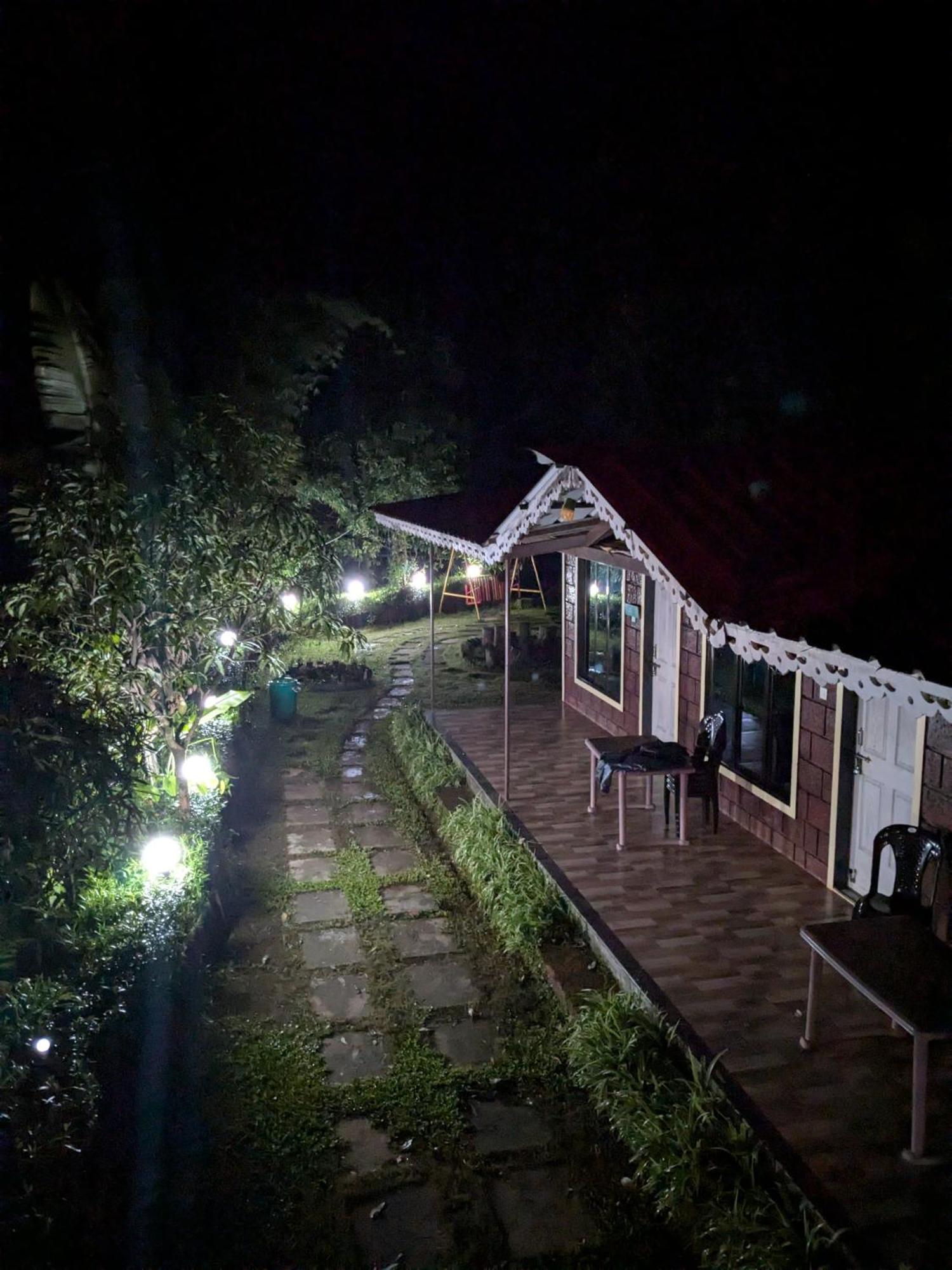 Chardara Agro Tourism Hotel Mahabaleshwar Exterior photo